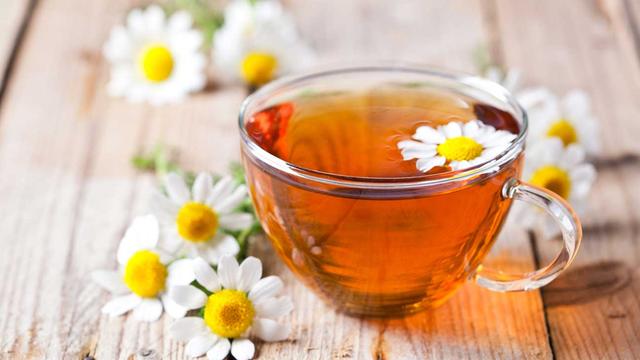 Discover Why Chamomile Tea is a Perfect Bedtime Beverage with its Unique Flavor