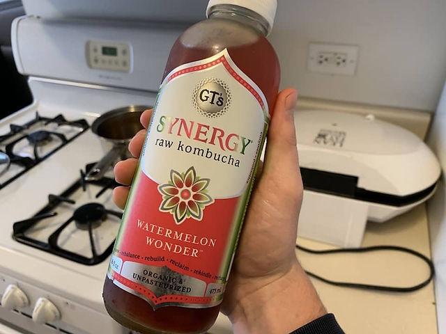 A Sip into the World of Kombucha: Understanding its Unique Flavor Profile